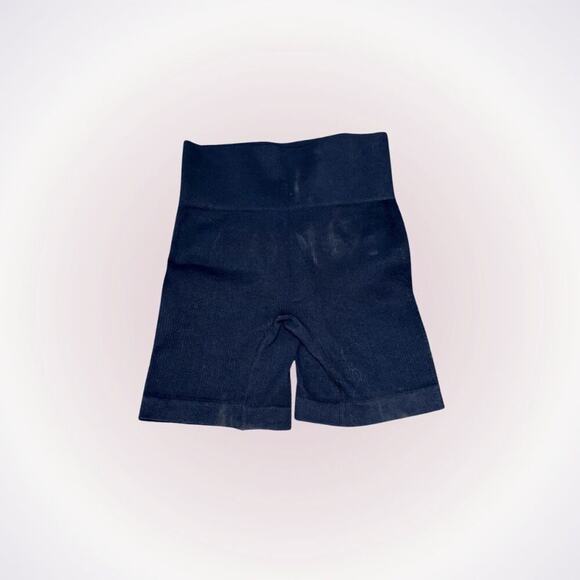 Amazon Pants - Amazon Black Ribbed Bike Shorts | Sz S (NO SIZE TAG)